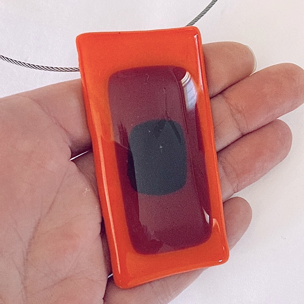Retro glass tile pendant necklace Orange Burgundy Maroon Choker wire band 70’s - Picture 3 of 6
